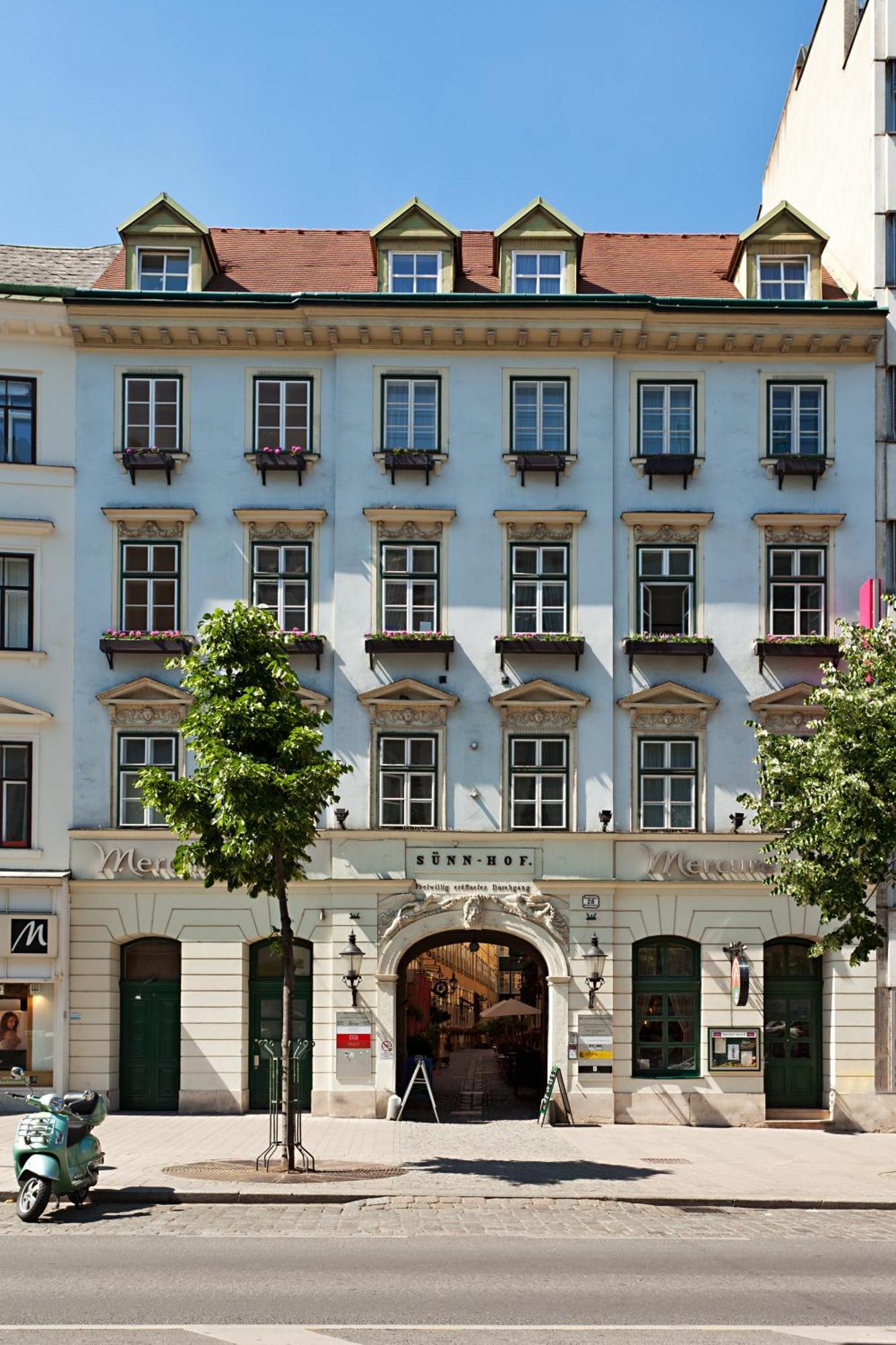 Mercure Grand Hotel Biedermeier Wien Bagian luar foto